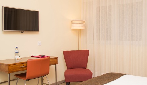 Double or Twin Room (Quadrados)