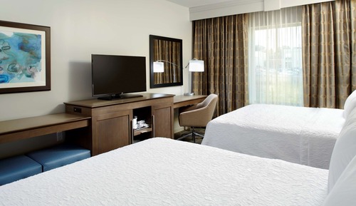 Room, 2 Queen Beds, Accessible, Non Smoking (With Refrigerator)