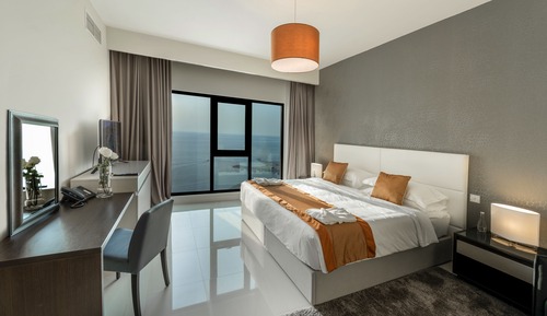 Apartment, 3 Bedrooms, Sea View