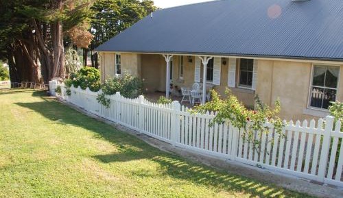 Three-Bedroom Holiday Home 