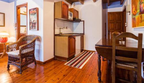 Apartment (3 Adults)