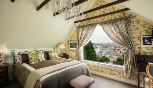 Superior King Room