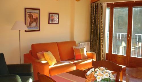 Apartment (2-4 People)