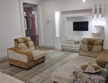 Three-Bedroom Apartment with Balcony