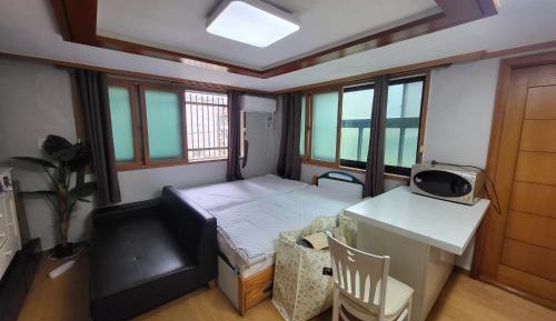 One-Bedroom Villa