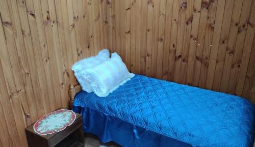Single Room with Shared Bathroom