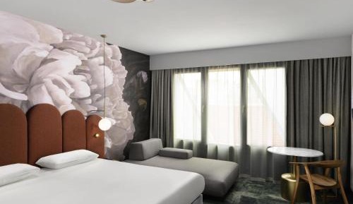 Superior Double Room with Sofa