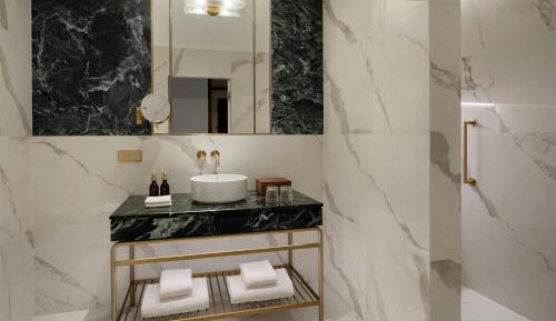 Heritage Junior King Suite