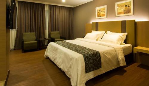 Deluxe King Room