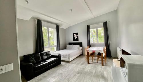 Superior Studio