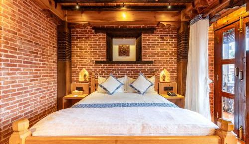Suite with Balcony