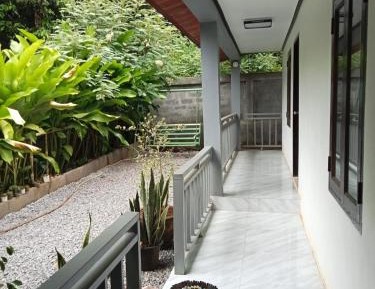 Twin Room with Private Bathroom