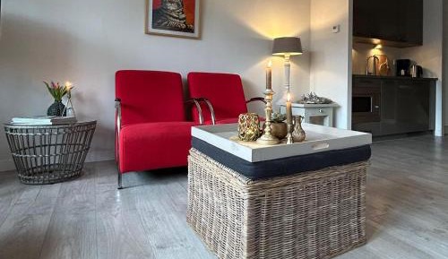One-Bedroom Holiday Home