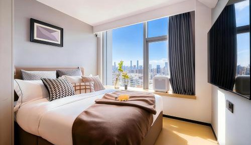 Standard Queen Room