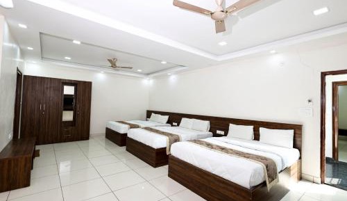 Superior Triple Room