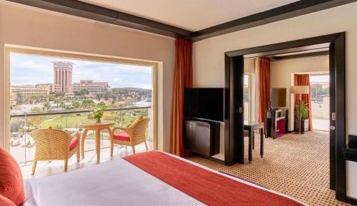 Junior King Suite with Nile View
