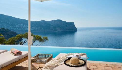 Villa with Sea View