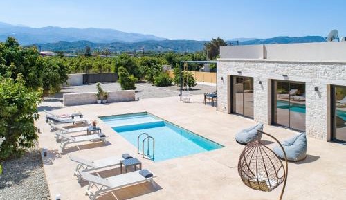 Deluxe Villa