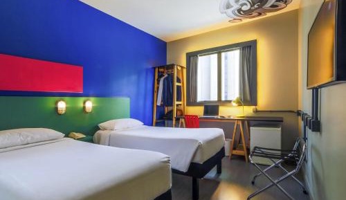 Standard Apartment with Twin Beds