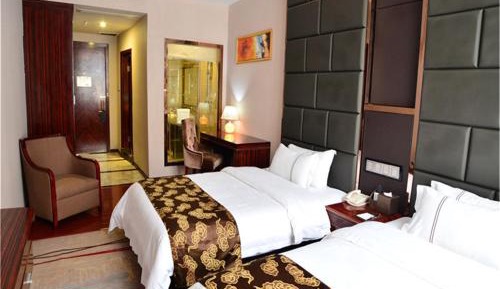Superior Twin Room with No Window