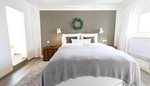 Three-Bedroom Superior Apartment