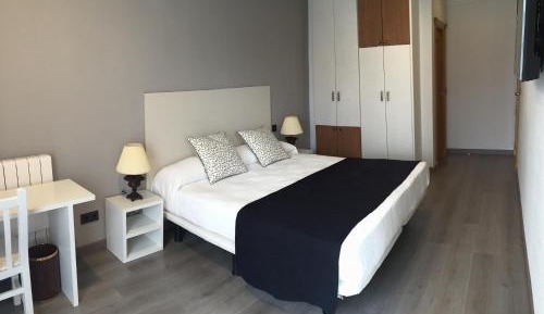Queen Room with Balcony