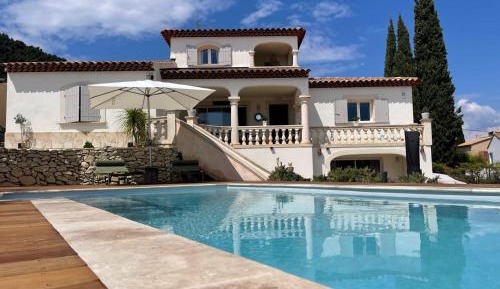 Two-Bedroom Apartment with Terrace