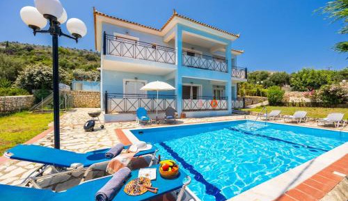  Villa with Private Pool