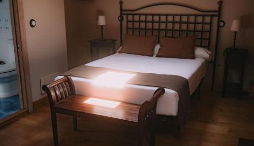 Double Room with Spa Bath