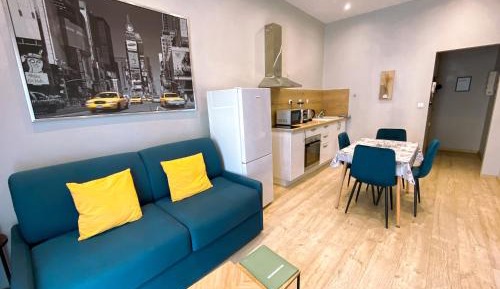 One-Bedroom Apartment