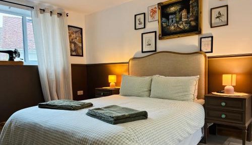 One-Bedroom House