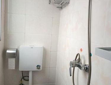 Large Single Room