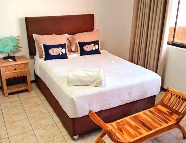 Queen Suite with Sea View