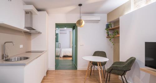 One-Bedroom Apartment