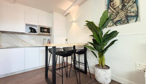 Two-Bedroom Deluxe Apartment