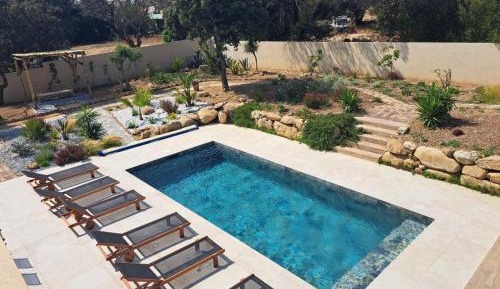 Deluxe Villa
