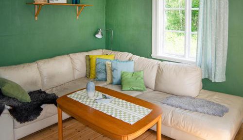 One-Bedroom Holiday Home