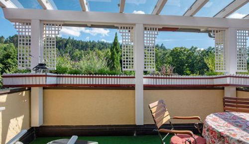 Superior One-Bedroom Apartment with Balcony