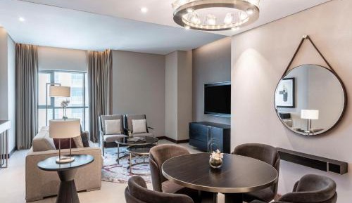 Superior One-Bedroom Suite with Partial Sea View 