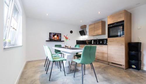 Three-Bedroom Apartment with View