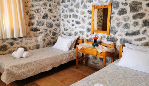 One-Bedroom Apartment with Sea View