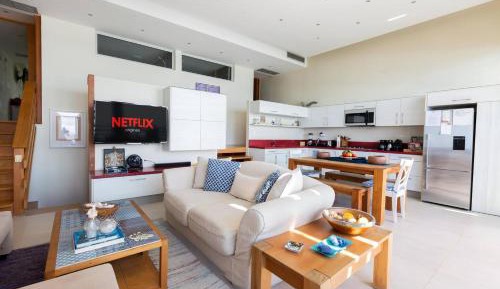 Apartment with Sea View