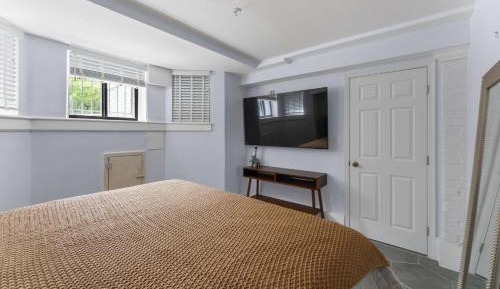 Three-Bedroom Standard Apartment
