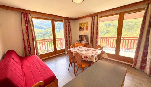Apartment (6 Adults)