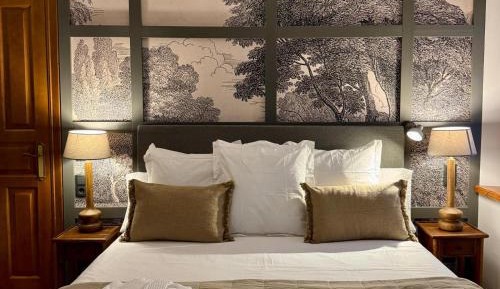 Standard Double Suite