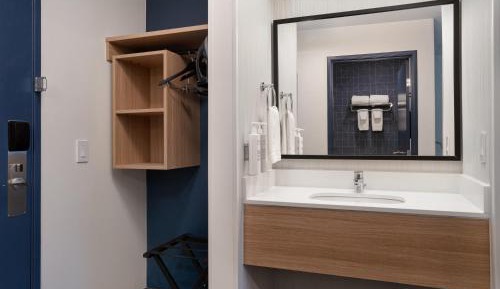 King Suite with Kitchenette