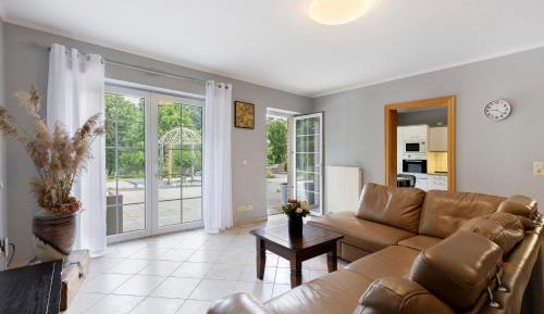 Superior One-Bedroom Apartment