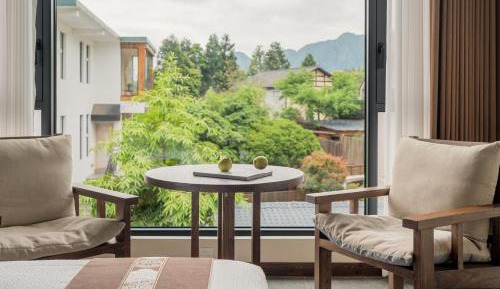 Double Room with Mountain View