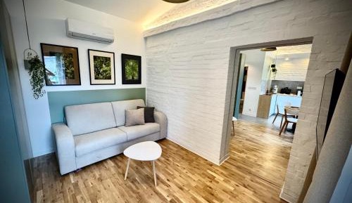Studio with Sofa Bed