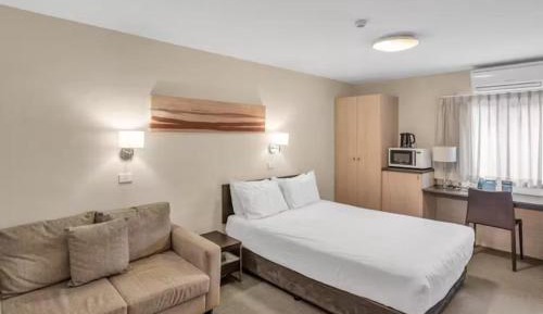 Standard Queen Room